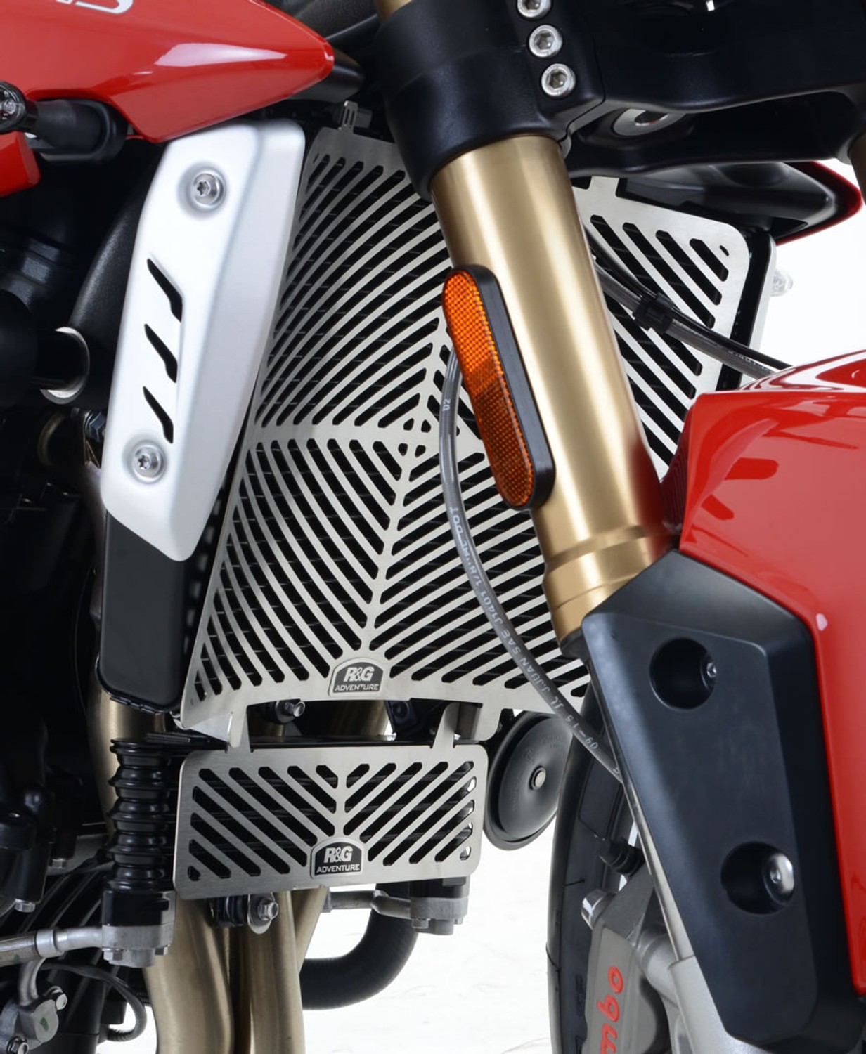 R&G Racing Stainless Steel Radiator Guard for Triumph Speed Triple S '16-'21, Speed Triple R '16-'20, Speed Triple RS '18-'20 R&G Racing Stainless Steel Radiator Guard for Triumph Speed Triple S '16-'21, Speed Triple R '16-'20, Speed Triple RS '18-'20